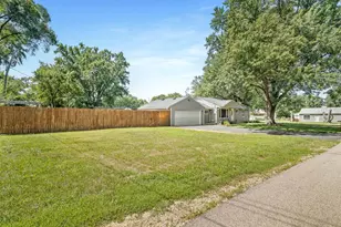 401 Belting Ct, Machesney Park, IL 61115 - Photo 38