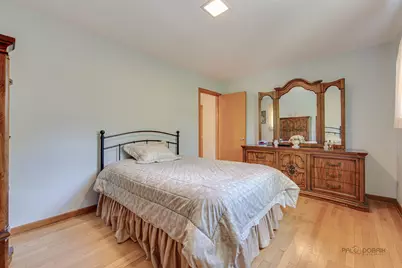 7029 W Kedzie Street, Niles, IL 60714 - Photo 10