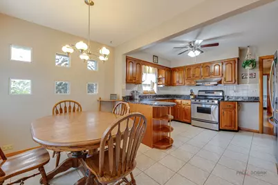 7029 W Kedzie Street, Niles, IL 60714 - Photo 8