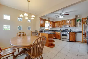 7029 W Kedzie St, Niles, IL 60714 - Photo 8