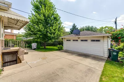 7029 W Kedzie Street, Niles, IL 60714 - Photo 26