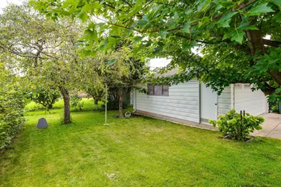 7029 W Kedzie Street, Niles, IL 60714 - Photo 24