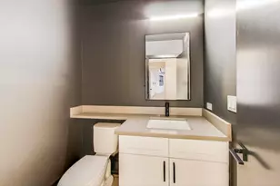 3735 S Lake Park Ave, Chicago, IL 60653 - Photo 12