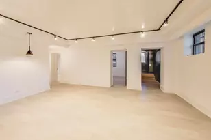 3735 S Lake Park Ave, Chicago, IL 60653 - Photo 16