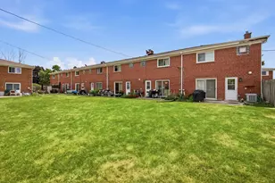 1150 N Boxwood Dr, Mount Prospect, IL 60056 - Photo 18