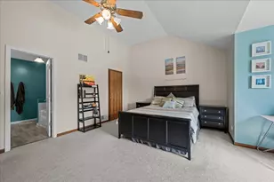 640 Green Meadow Ln, Geneva, IL 60134 - Photo 16