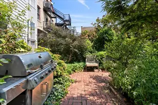 1945 W Schiller St, Chicago, IL 60622 - Photo 22