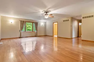 8351 Snaresbrook Rd, Roscoe, IL 61073 - Photo 56