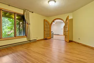 8351 Snaresbrook Rd, Roscoe, IL 61073 - Photo 2