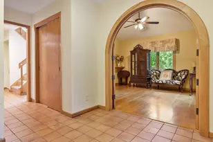 8351 Snaresbrook Rd, Roscoe, IL 61073 - Photo 32