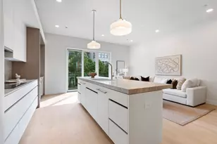 2333 N Cambridge Ave, Chicago, IL 60614 - Photo 16