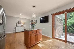 1808 Downing Ct, Naperville, IL 60563 - Photo 4
