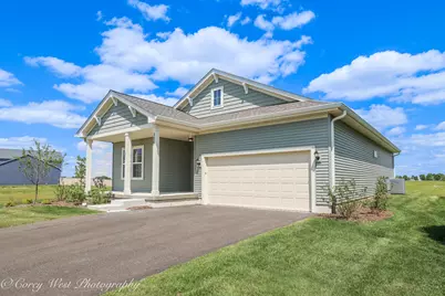 300 N Aspen Drive, Cortland, IL 60112 - Photo 4