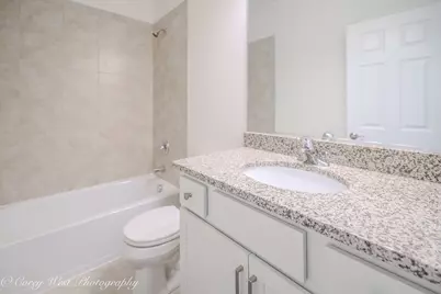 300 N Aspen Drive, Cortland, IL 60112 - Photo 12
