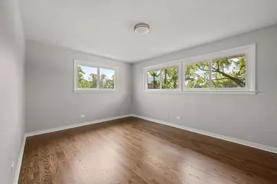 [Address not provided], Des Plaines, IL 60016 - Photo 12