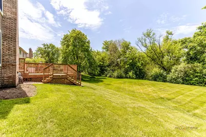 8 N Old Creek Road, Vernon Hills, IL 60061 - Photo 54
