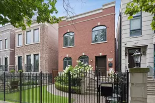1915 W Wolfram St, Chicago, IL 60657 - Photo 1