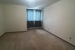 507 Clearwater Dr, Champaign, IL 61822 - Photo 8