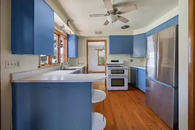 410 E Main Street, Genoa, IL 60135 - Photo 8