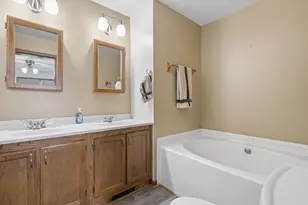 15334 W 3000N Rd, Essex, IL 60935 - Photo 14
