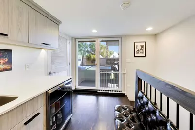 2527 W Medill Avenue, Chicago, IL 60647 - Photo 40
