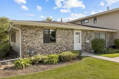 117 Cotuit Court, Schaumburg, IL 60193 - Photo 1