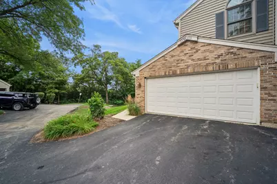 27W175 Emerson Court, Winfield, IL 60190 - Photo 2