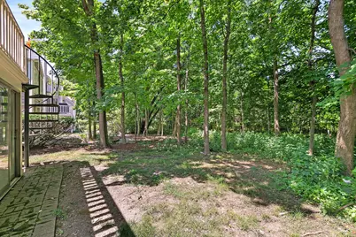 30 Whittington Crse, Saint Charles, IL 60174 - Photo 6