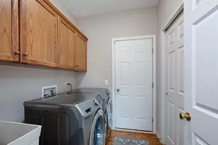 2423 Bainbridge Blvd, West Chicago, IL 60185 - Photo 12