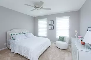 2423 Bainbridge Blvd, West Chicago, IL 60185 - Photo 18