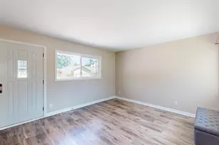 2517 Fairway Dr, Joliet, IL 60435 - Photo 12