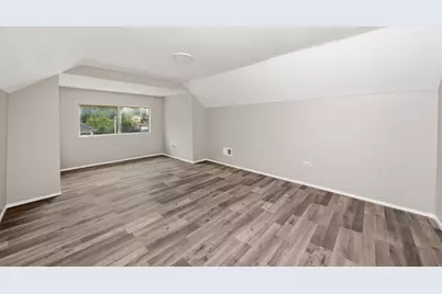 10742 S Prairie Avenue, Chicago, IL 60628 - Photo 20