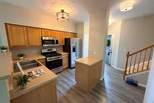 3371 Blue Ridge Dr, Carpentersville, IL 60110 - Photo 6