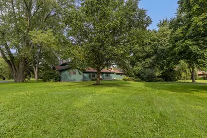 749 N Sharon Drive, Woodstock, IL 60098 - Photo 20