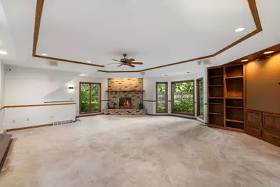 749 N Sharon Drive, Woodstock, IL 60098 - Photo 6