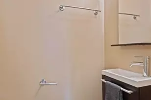 1454 N Wieland St, Chicago, IL 60610 - Photo 12