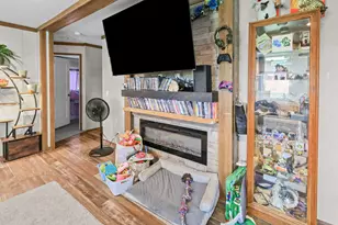 1257 Cedar Creek Dr, Centralia, IL 62801 - Photo 12