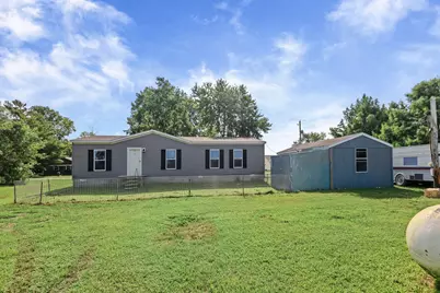 1257 Cedar Creek Drive, Centralia, IL 62801 - Photo 2