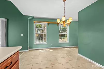 1404 Laurel Oaks Drive, Streamwood, IL 60107 - Photo 6