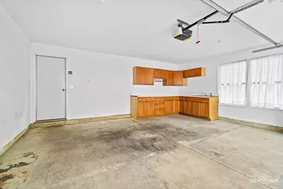 1404 Laurel Oaks Drive, Streamwood, IL 60107 - Photo 16