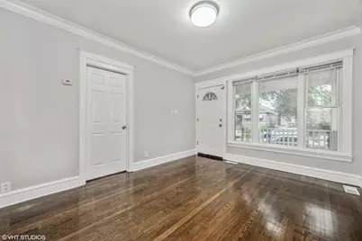 7010 S Claremont Avenue, Chicago, IL 60636 - Photo 2