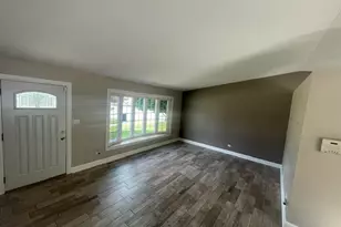 793 Six Pines Dr, Romeoville, IL 60446 - Photo 6