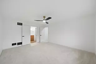 518 Meadow Ct, Winthrop Harbor, IL 60096 - Photo 14
