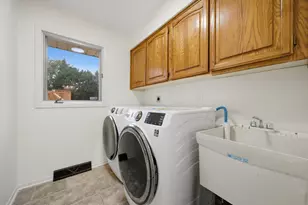 518 Meadow Ct, Winthrop Harbor, IL 60096 - Photo 22