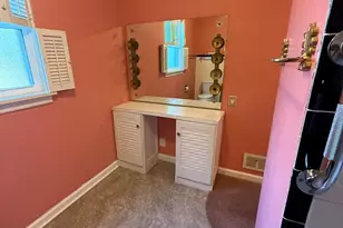 810 E 7th St, Centralia, IL 62801 - Photo 22