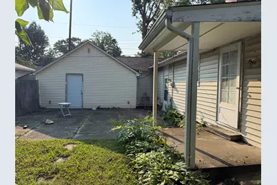 810 E 7th Street, Centralia, IL 62801 - Photo 8