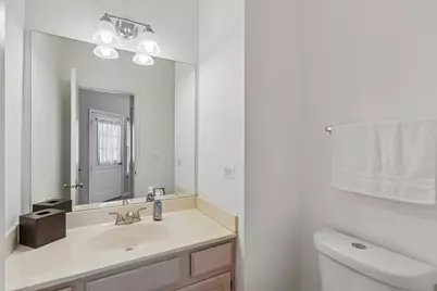 621 Woodhaven Drive, Mundelein, IL 60060 - Photo 16