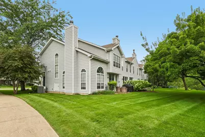 621 Woodhaven Drive, Mundelein, IL 60060 - Photo 30