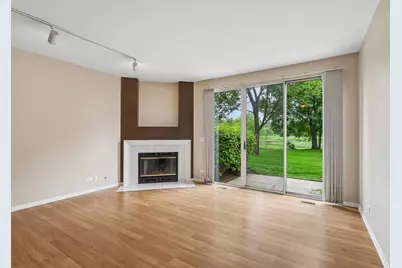 621 Woodhaven Drive, Mundelein, IL 60060 - Photo 10