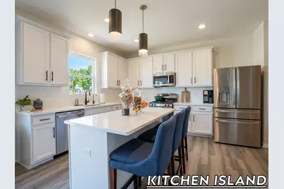 1022 Pauline Place, Plano, IL 60545 - Photo 6